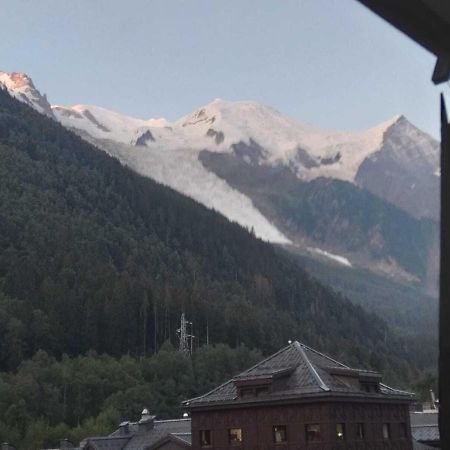 Cocon Douillet Au Pied De L'Aiguille Du Midi Apartment Шамони Екстериор снимка